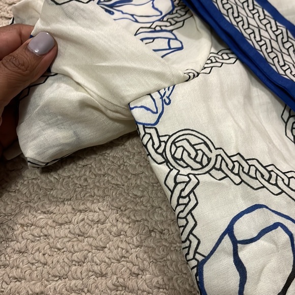 Linen Light Dress - Picture 11 of 16